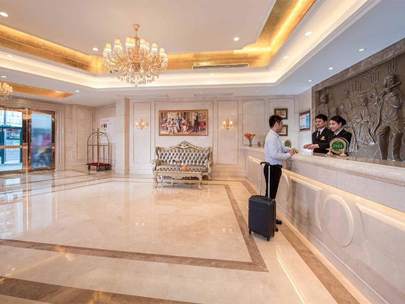 Vienna Hotel Shenzhen Lo Wu Control Point Bagian luar foto